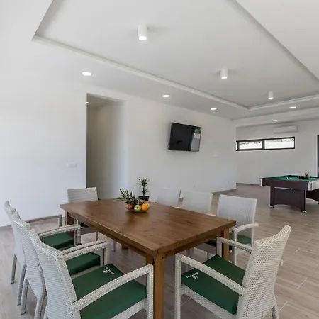 Villa Luxury La Nonna Ana - Heated Pool, Sea View, Near Split *