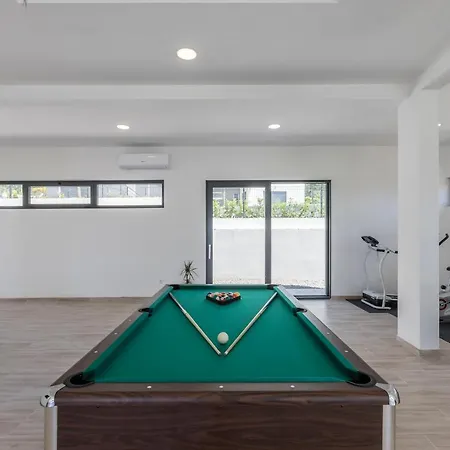 Luxury La Nonna Ana - Heated Pool, Sea View, Near Split Villa