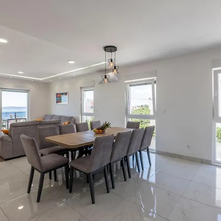 Luxury La Nonna Ana - Heated Pool, Sea View, Near Split Villa *