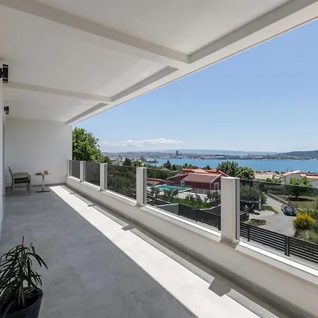Luxury La Nonna Ana - Heated Pool, Sea View, Near Split *