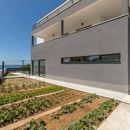 Luxury La Nonna Ana - Heated Pool, Sea View, Near Split Kastela