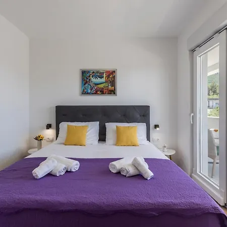 Villa Luxury La Nonna Ana - Heated Pool, Sea View, Near Split