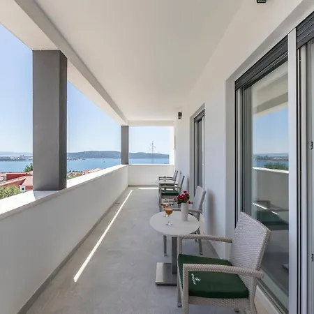 Luxury La Nonna Ana - Heated Pool, Sea View, Near Split Villa *