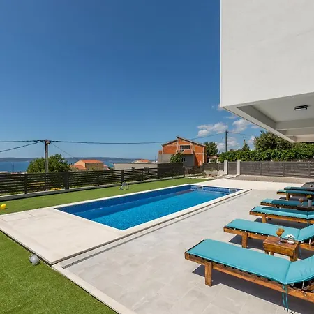 Villa Luxury La Nonna Ana - Heated Pool, Sea View, Near Split