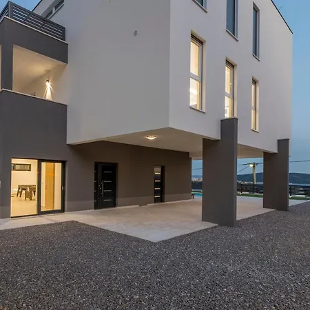Luxury La Nonna Ana - Heated Pool, Sea View, Near Split