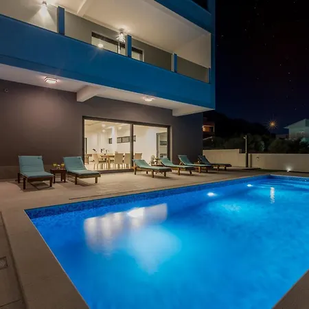 Villa Luxury La Nonna Ana - Heated Pool, Sea View, Near Split