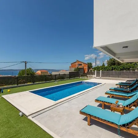 Luxury La Nonna Ana - Heated Pool, Sea View, Near Split *