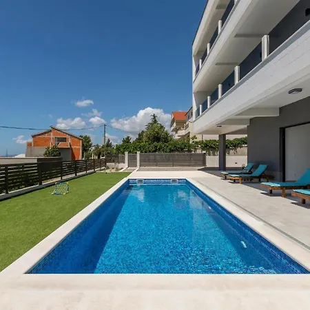 Luxury La Nonna Ana - Heated Pool, Sea View, Near Split