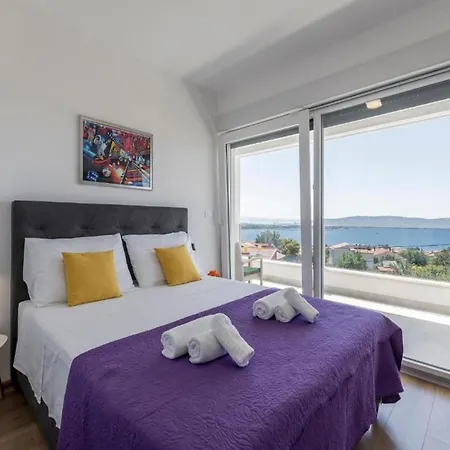 Luxury La Nonna Ana - Heated Pool, Sea View, Near Split Kaštela