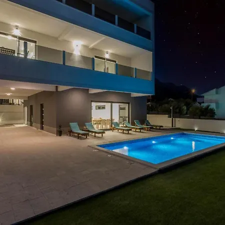 Villa Luxury La Nonna Ana - Heated Pool, Sea View, Near Split *