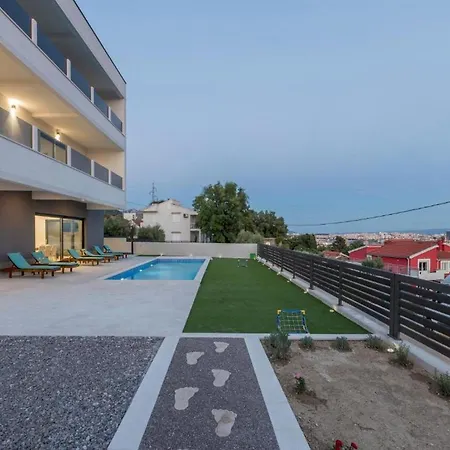 Luxury La Nonna Ana - Heated Pool, Sea View, Near Split